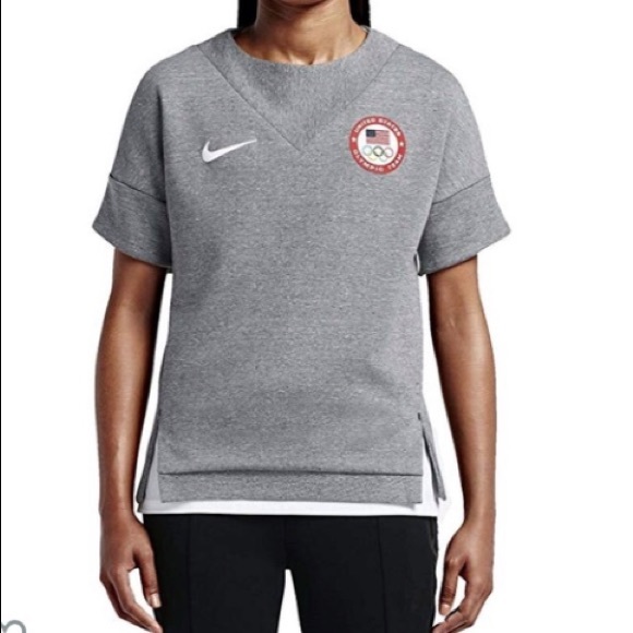 Nike short sleeve sweatshirt - Picture 5 of 7